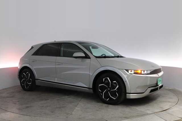 2024 Hyundai IONIQ 5 — photo 11 of 25
