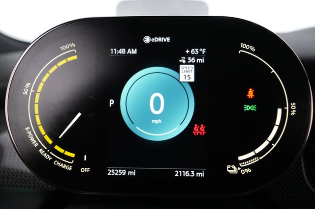 2023 MINI Cooper SE — photo 5 of 24