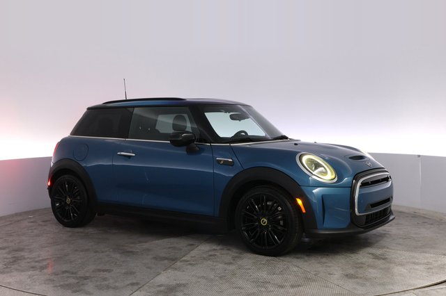2023 MINI Cooper SE — photo 11 of 24
