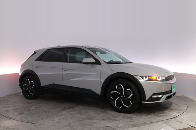 2024 Hyundai IONIQ 5 — photo 11 of 21