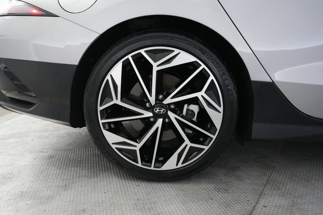 2024 Hyundai IONIQ 6 — photo 17 of 24