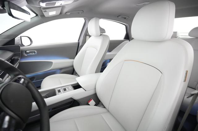 2024 Hyundai IONIQ 6 — photo 3 of 24