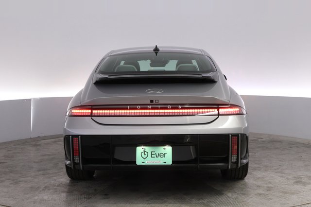 2024 Hyundai IONIQ 6 — photo 12 of 24