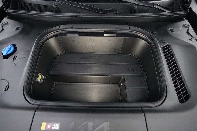 2024 Kia EV9 — photo 25 of 32