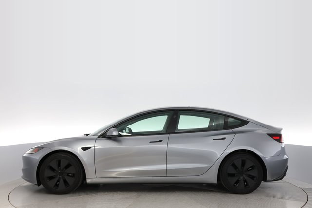 2025 Tesla Model 3 — photo 12 of 20