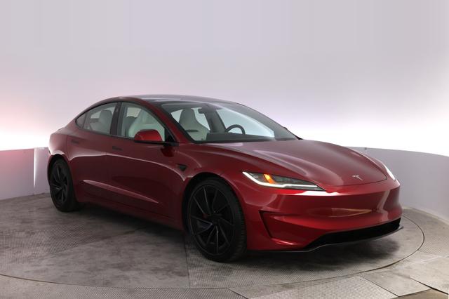 2025 Tesla Model 3 — photo 10 of 28