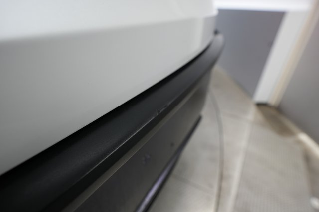 2026 Tesla Model Y — photo 15 of 16