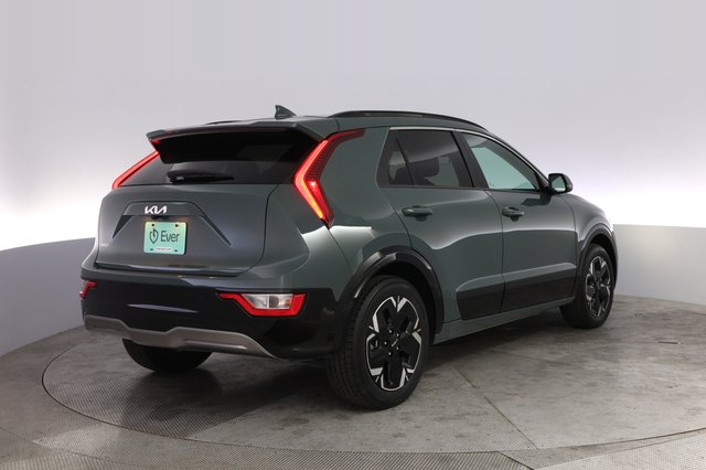 2023 Kia Niro EV — photo 2 of 24