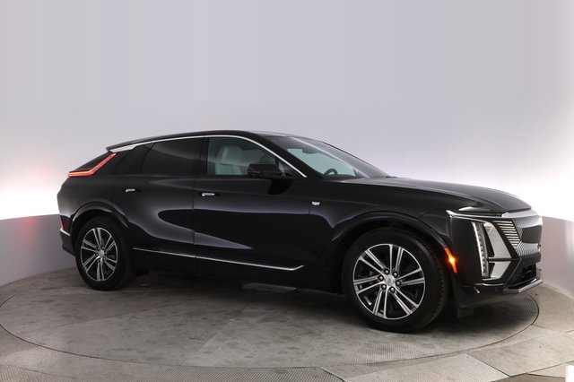 2024 Cadillac Lyriq — photo 11 of 24