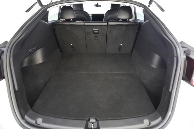 2021 Tesla Model Y — photo 6 of 27