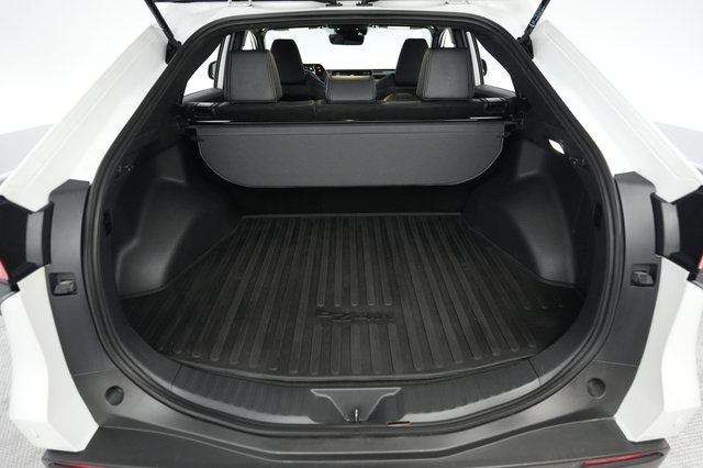 2023 Toyota bZ4X — photo 6 of 24