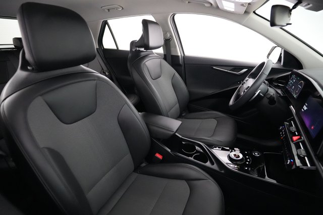 2024 Kia Niro EV — photo 18 of 23