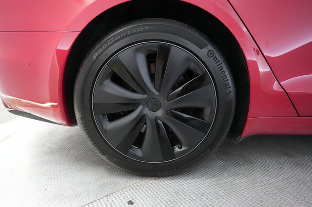 2023 Tesla Model S — photo 16 of 23