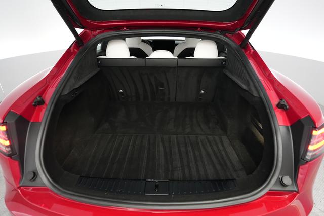 2023 Tesla Model S — photo 6 of 23