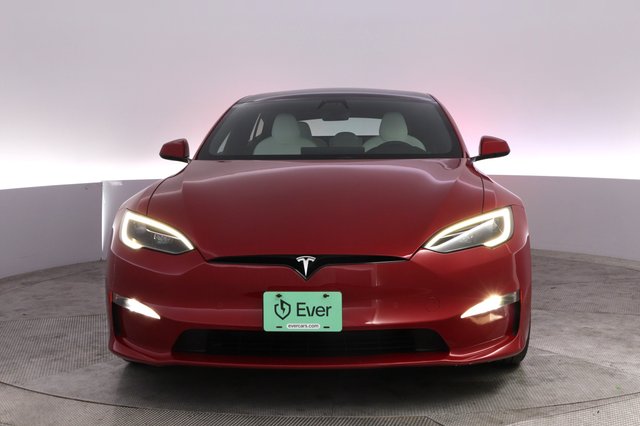 2023 Tesla Model S — photo 9 of 23