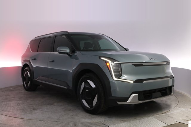 2024 Kia EV9 — photo 10 of 36