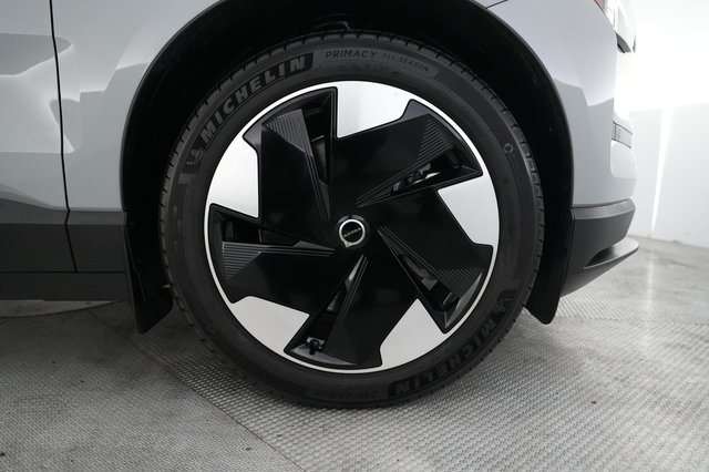 2025 Volvo EX30 — photo 16 of 21