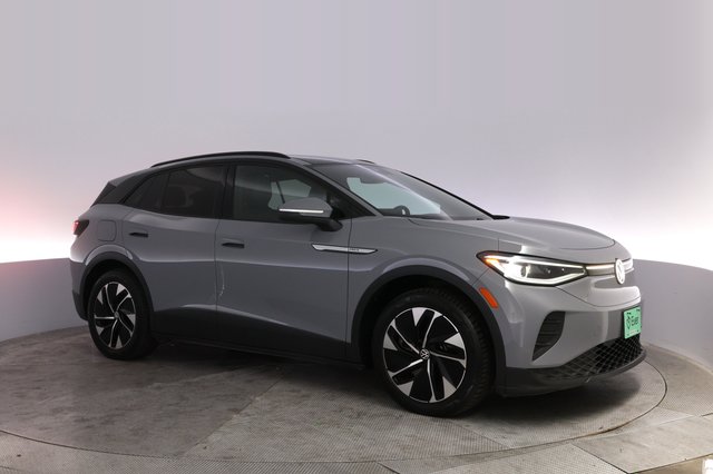 2022 Volkswagen ID.4 — photo 11 of 22