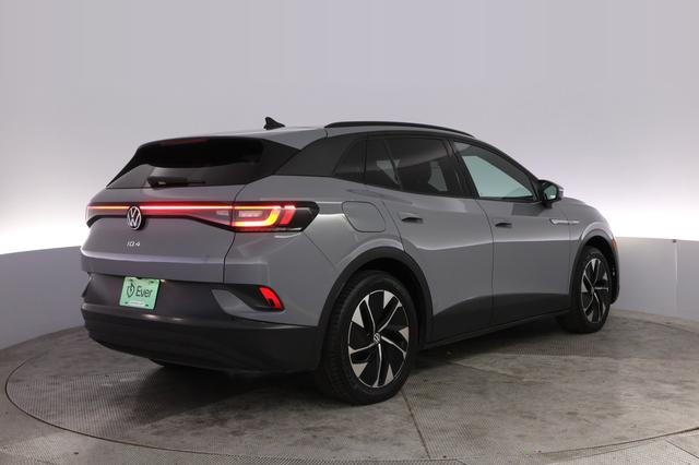2022 Volkswagen ID.4 — photo 2 of 22