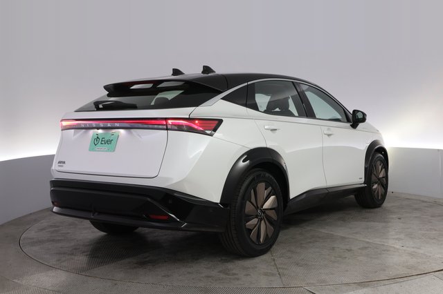 2023 Nissan Ariya — photo 2 of 24