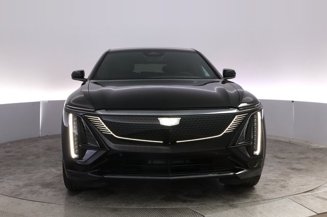 2024 Cadillac Lyriq — photo 9 of 25