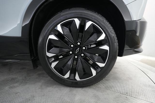 2024 Chevrolet Blazer EV — photo 7 of 26