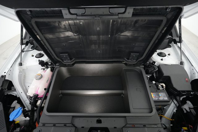 2025 Hyundai Kona Electric — photo 23 of 28