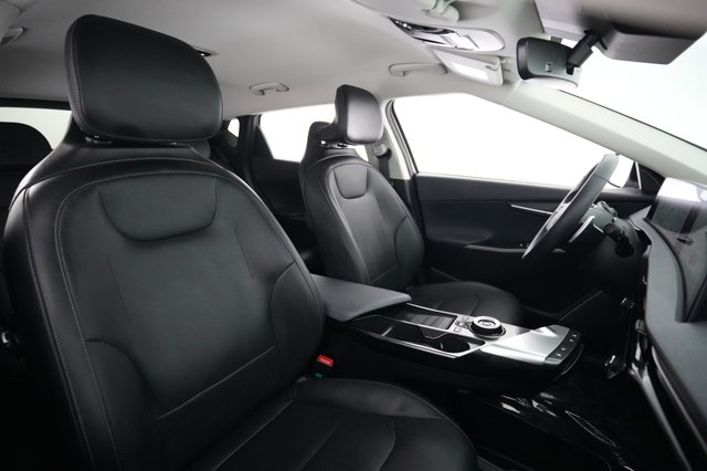 2024 Kia EV6 — photo 18 of 24