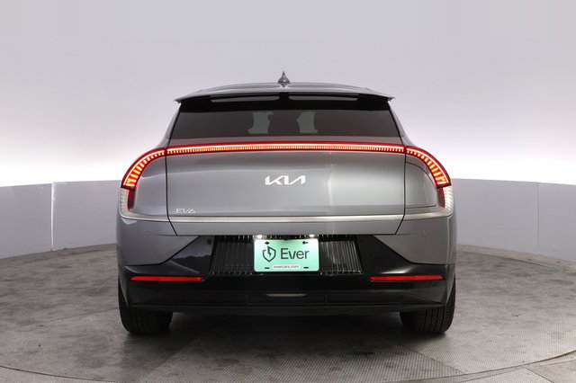 2024 Kia EV6 — photo 12 of 24