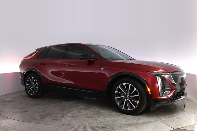 2024 Cadillac Lyriq — photo 11 of 21