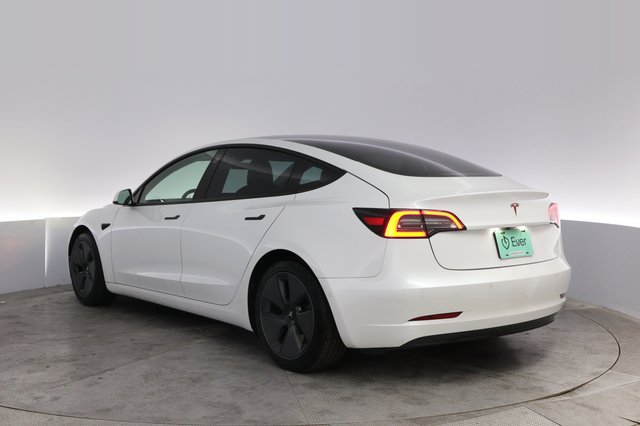 2021 Tesla Model 3 — photo 12 of 24