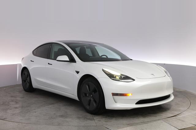2021 Tesla Model 3 — photo 9 of 24
