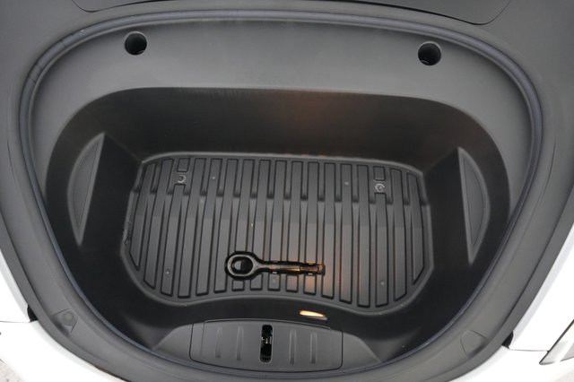 2021 Tesla Model 3 — photo 19 of 24
