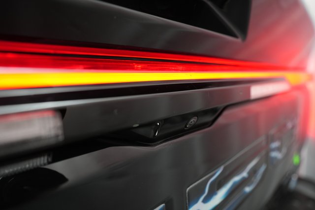 2023 Ford F-150 Lightning — photo 14 of 22