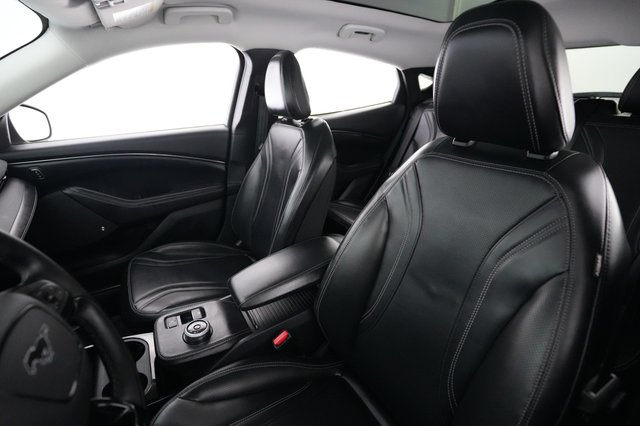 2023 Ford Mustang Mach-E — photo 3 of 21