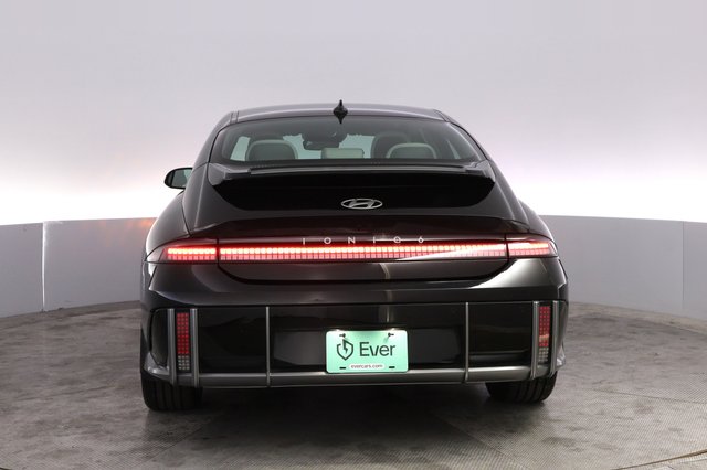 2023 Hyundai IONIQ 6 — photo 12 of 26