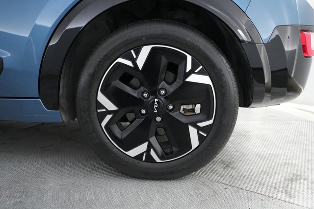 2023 Kia Niro EV — photo 7 of 23