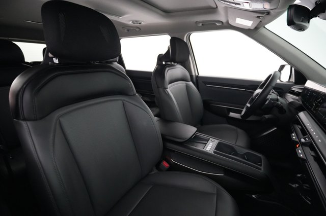 2026 Kia EV9 — photo 3 of 26