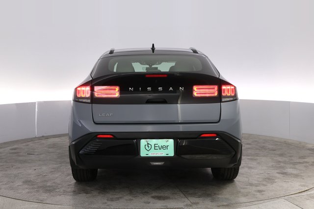 2026 Nissan LEAF — photo 12 of 23