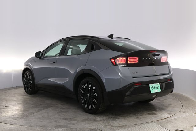 2026 Nissan LEAF — photo 13 of 23