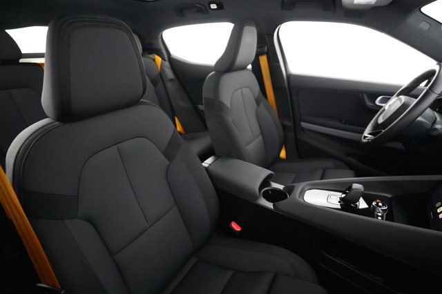 2023 Polestar 2 — photo 18 of 22