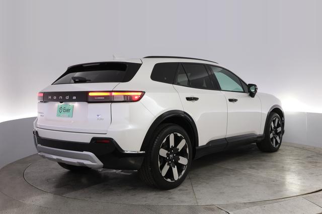 2024 Honda Prologue — photo 2 of 23