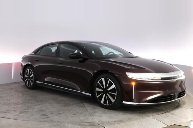 2023 Lucid Air — photo 10 of 26