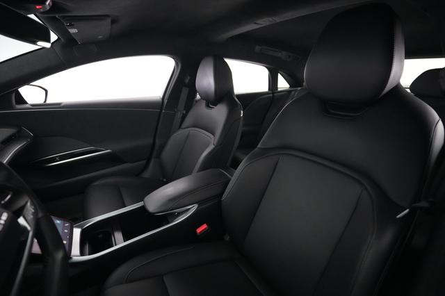 2023 Lucid Air — photo 3 of 26