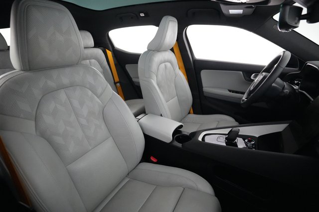 2023 Polestar 2 — photo 18 of 26