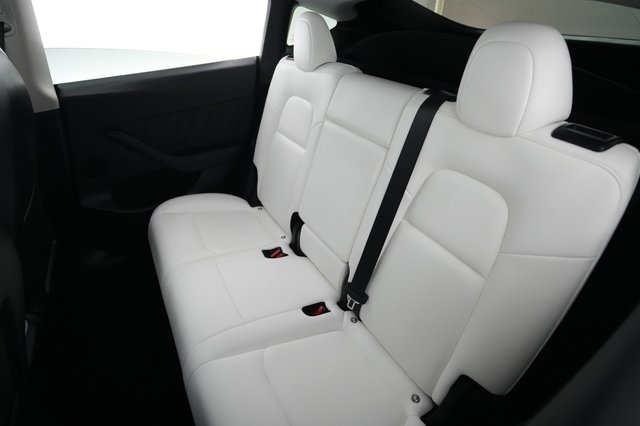 2023 Tesla Model Y — photo 19 of 23