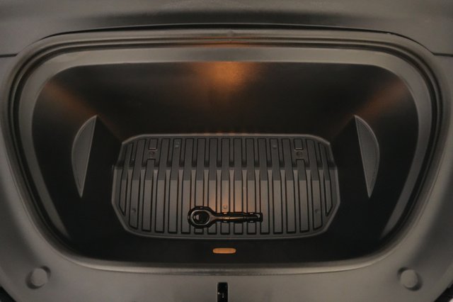 2023 Tesla Model Y — photo 20 of 23