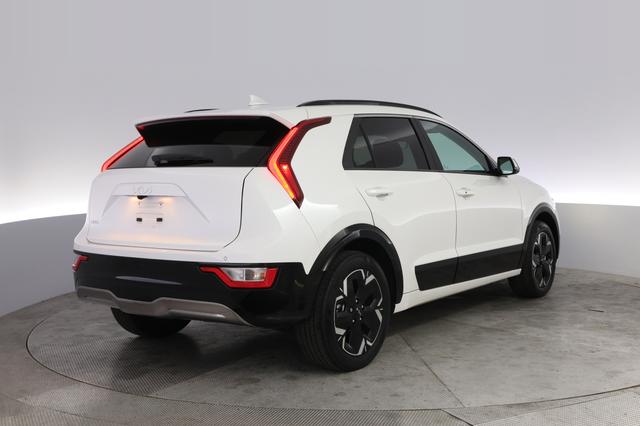 2024 Kia Niro EV — photo 2 of 26