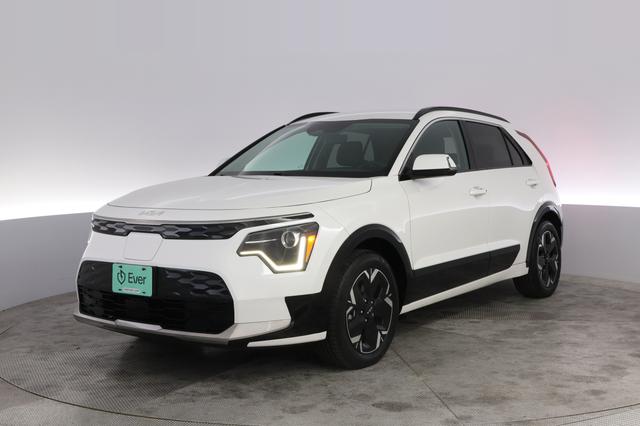 2024 Kia Niro EV — VIN KNDCR3L12R5108421