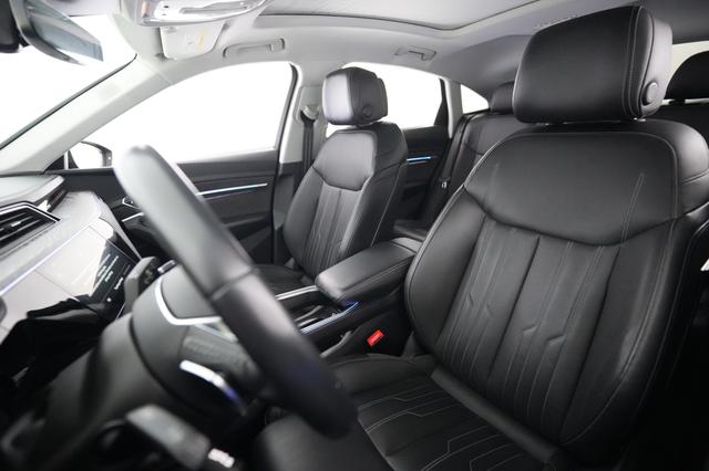 2021 Audi e-tron Sportback — photo 3 of 31